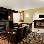 Days Inn By Wyndham Charlotte/Woodlawn Near Carowinds